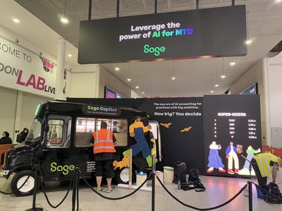 Supersize - Sage - stand wide, Leverage the power of AI for MTD 2025